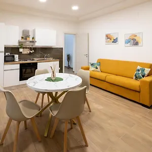 Affittacamere Parthenope Luxury House, Napoli