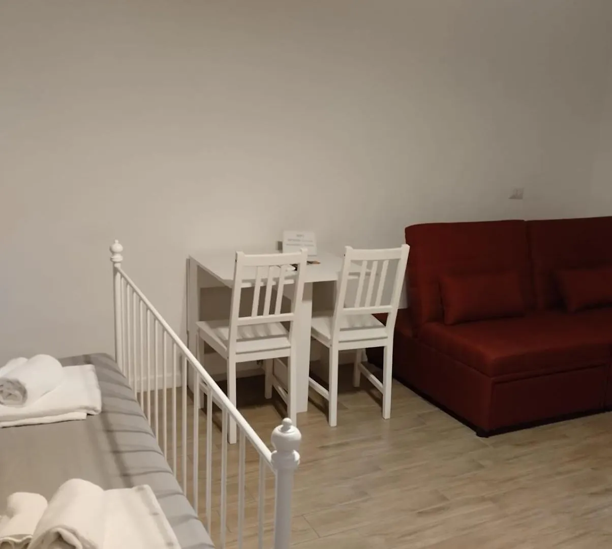 Apart-hotel Residence E Appartamenti Bausan Nápoles Itália