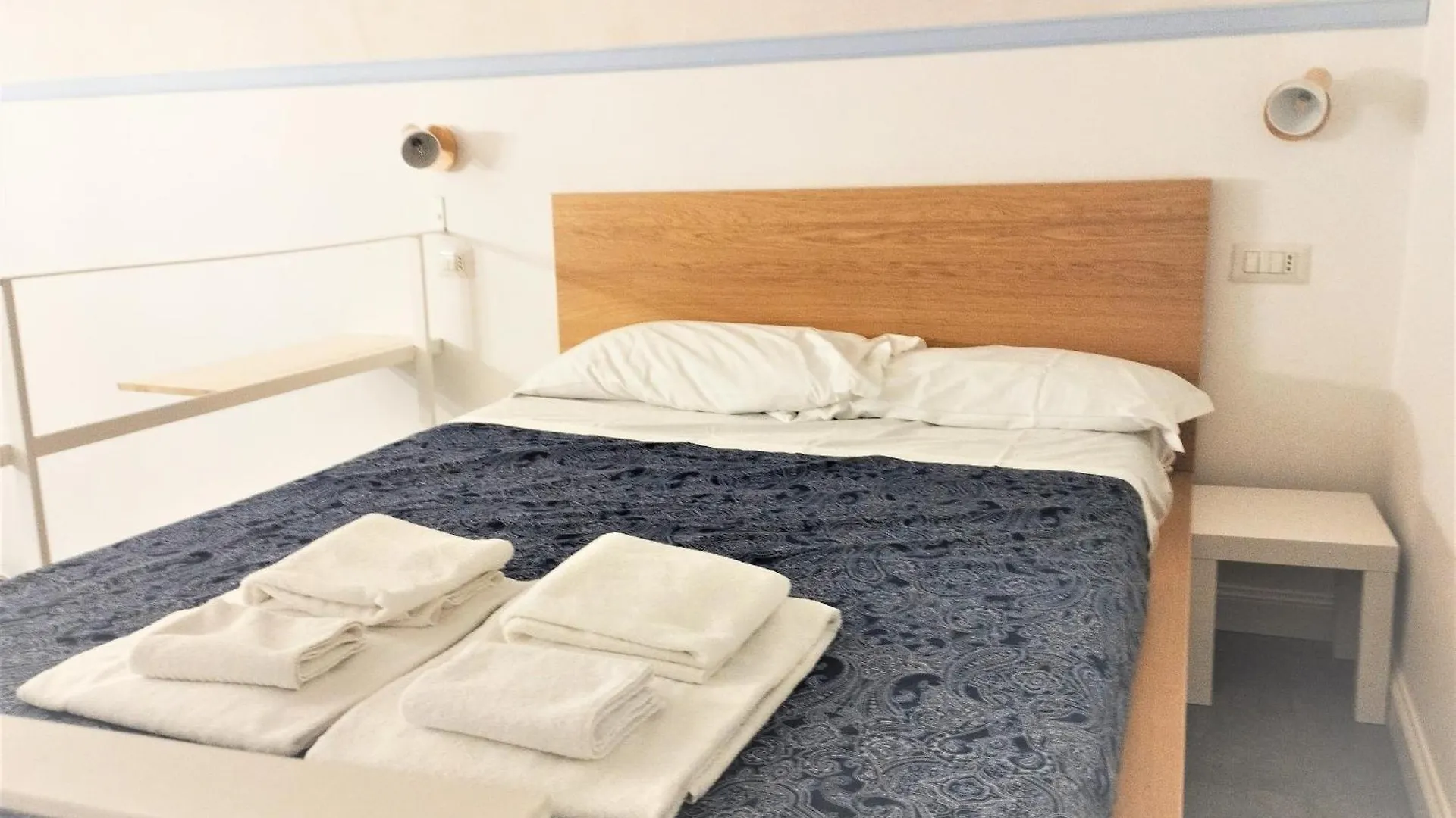 Residence E Appartamenti Bausan Naples Aparthotel